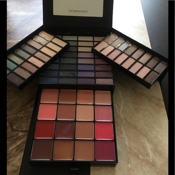 Victoria's Secret Other - Bundle of Makeup